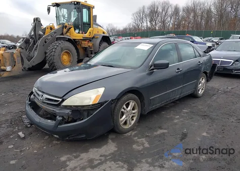 2006 Honda Accord 2.4 Ex z USA, uszkodzony, nr VIN 1HGCM568X6A112711